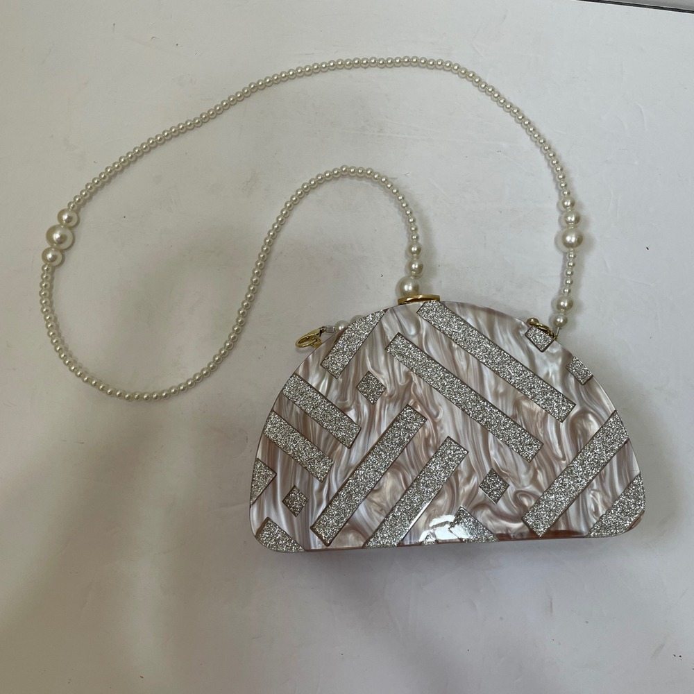 NEW‎ WITHOUT TAGS PINK ACRYLIC BOX EVENING BAG